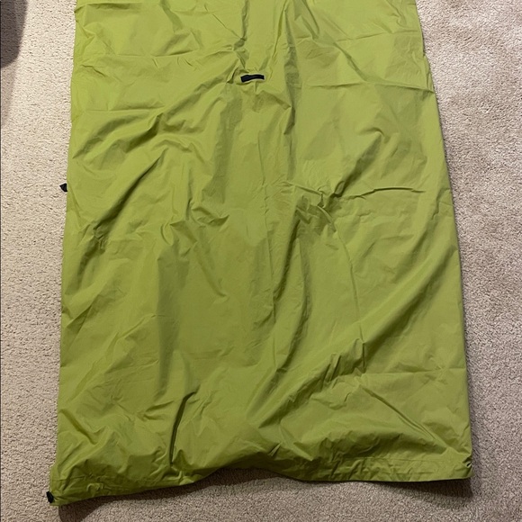 OR Outdoor Research Wilderness Cover Bivy, poncho, tarp, bivouac - discontinued - Picture 10 of 16